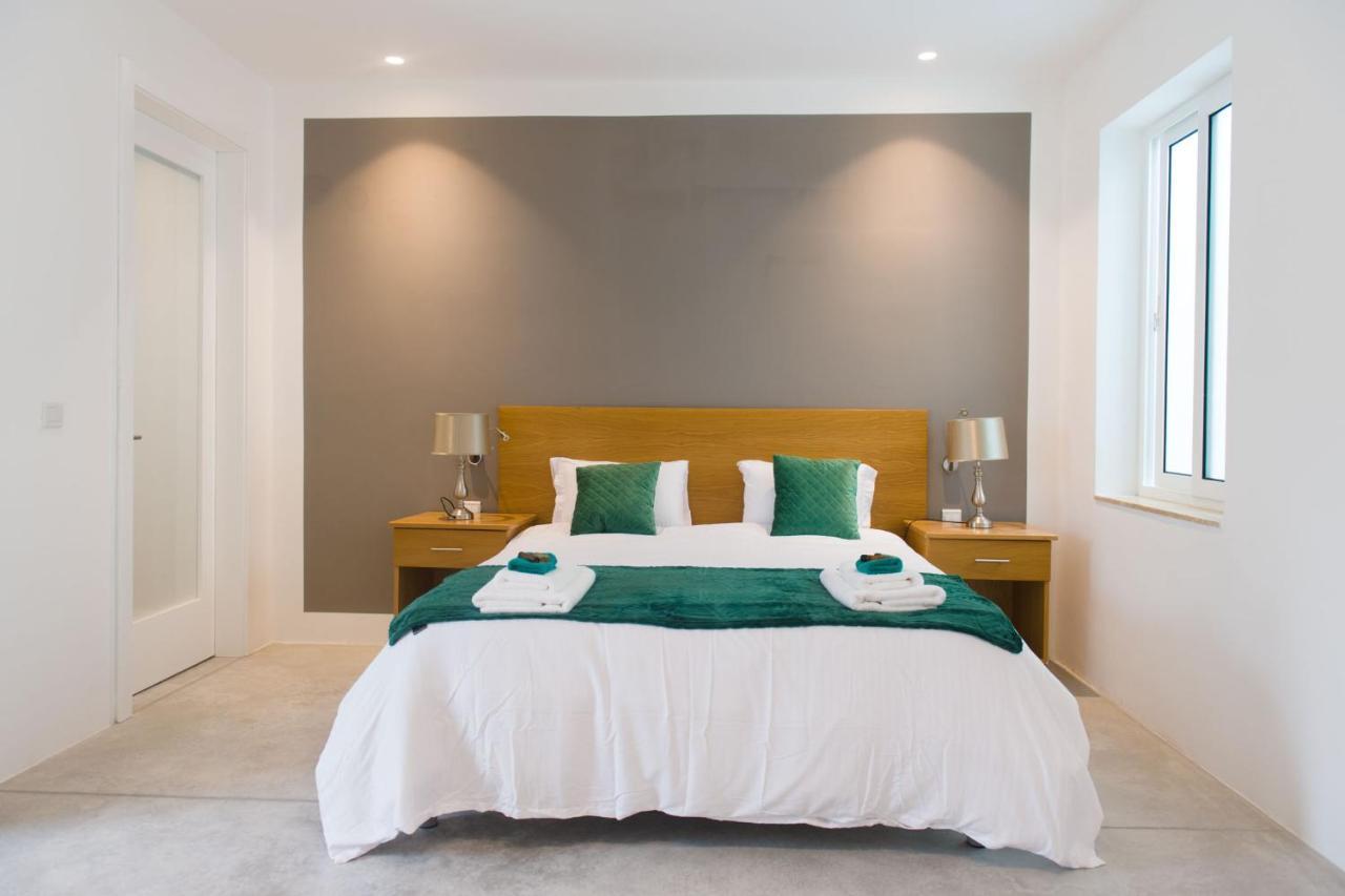 Privilege Suite Pieta Exterior photo