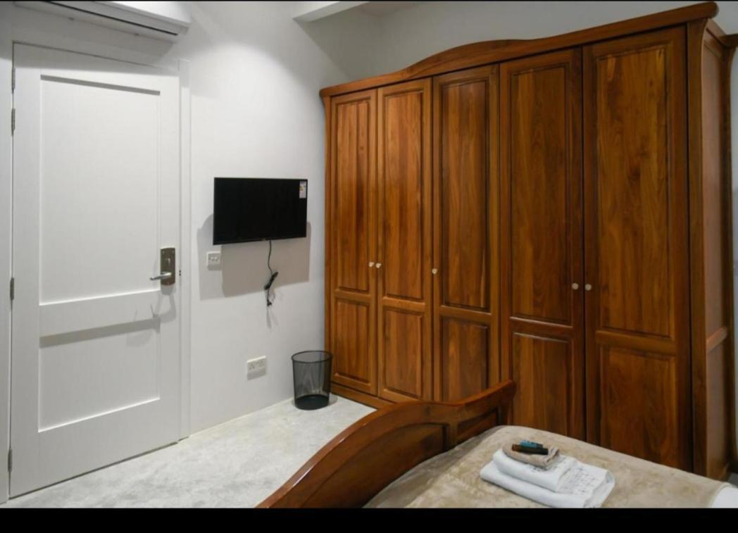 Privilege Suite Pieta Exterior photo